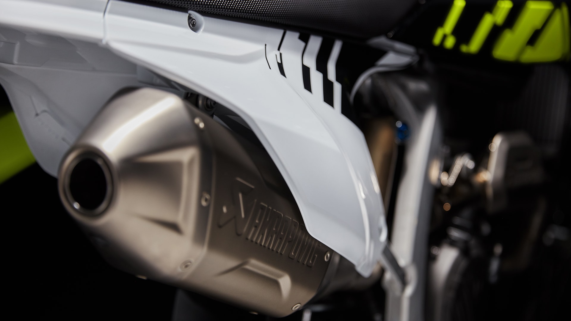 akrapovic off road
